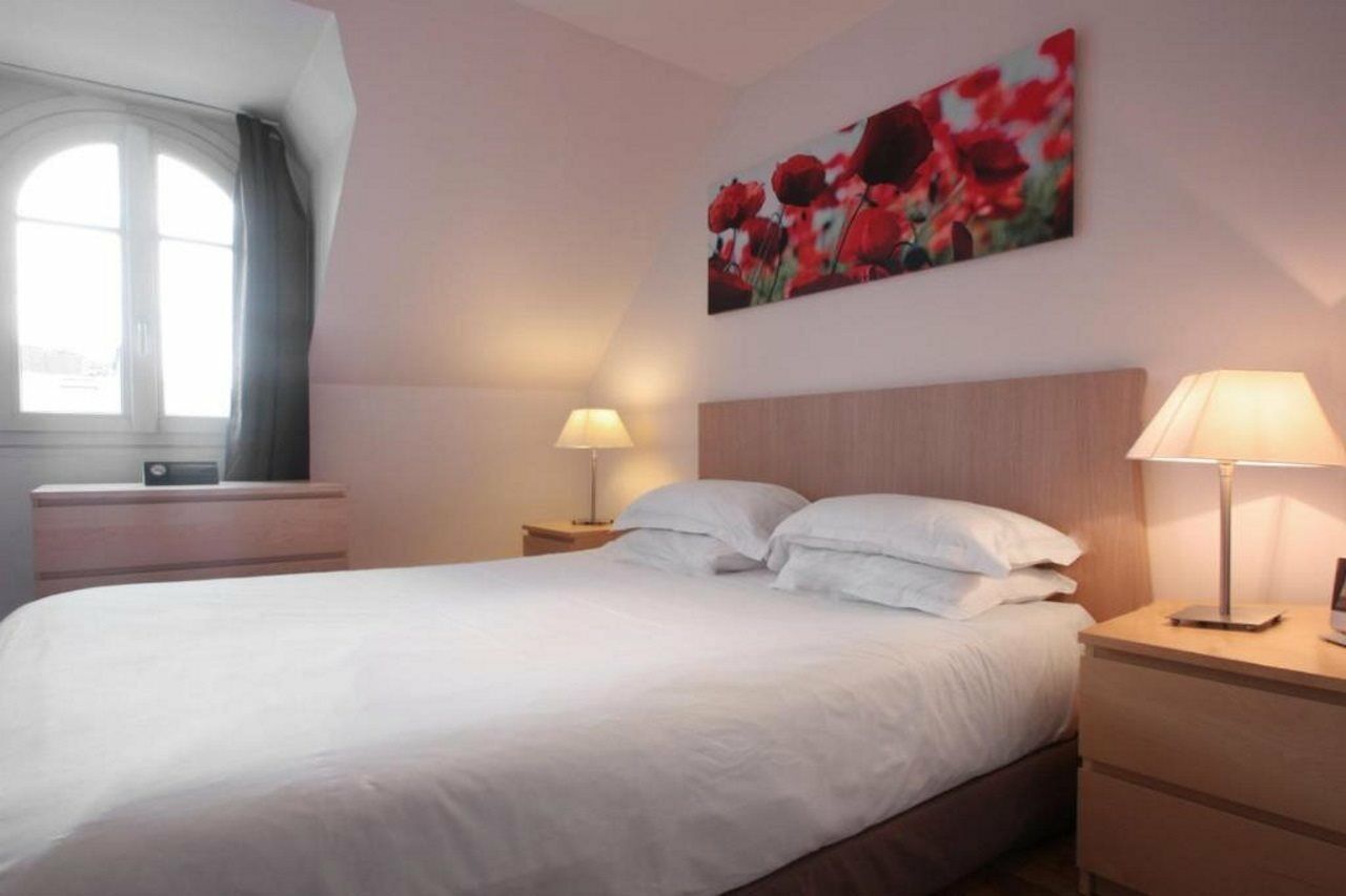 Apartment Bridgestreet Champs Elysees Paris