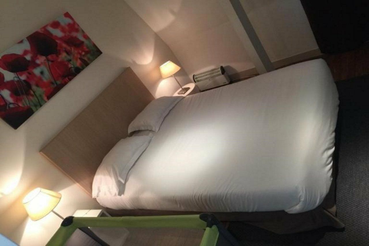Bridgestreet Champs Elysees Apartment Paris